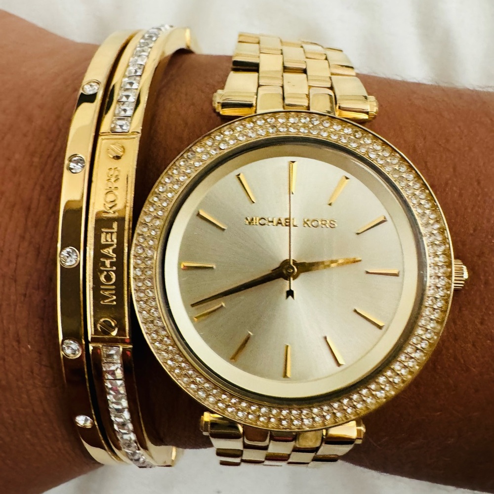 Michael Kors watch and bracelet in great condition